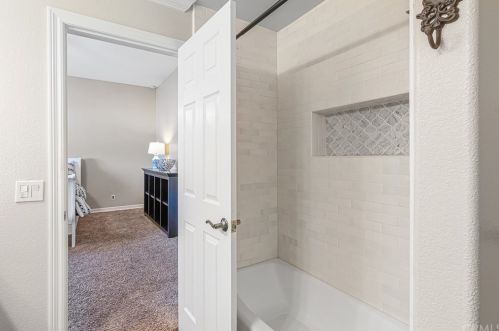 29172 Vallejo Ave, Temecula CA  92592-2302 exterior