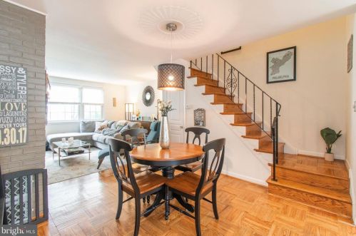 815 Lombard St, Philadelphia, PA 19147-1316