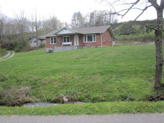 247 Stone Mountain Rd, Vilas, NC 28692-9458