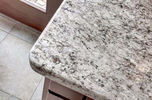 7651 Edgemont Ave, Scottsdale AZ 85257-1815 exterior