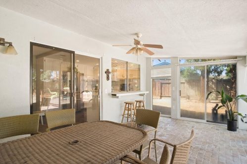 730 Fenn Ct, Turlock CA  95382-1643 exterior