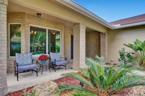 20280 3rd St, Hollywood, FL 33029-3401