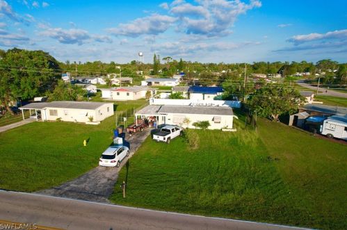 24 Alabama Rd, Lehigh Acres FL  33936-6812 exterior