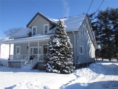 13911 Quaker St, Helmuth, NY 14034-9776