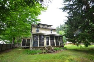 6773 Route 191, Cresco PA  18326-7898 exterior