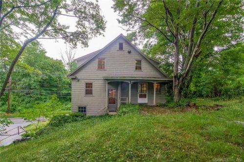 43 West Rd, Bethlehem, CT 06751-1714