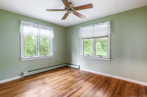 161 Heritage Rd, Putnam CT  06260-2737 exterior