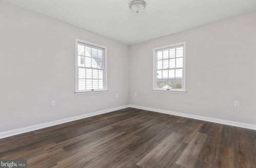 353 Banks Fort Rd, Strasburg VA  22657-2159 exterior