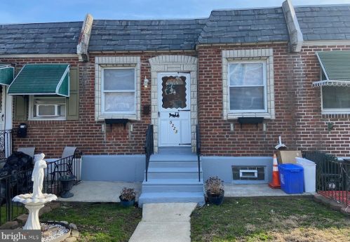 5323 Jackson St, Philadelphia, PA 19124-1526