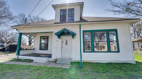 341 Cosey St, Palmer, TX 75152-9671