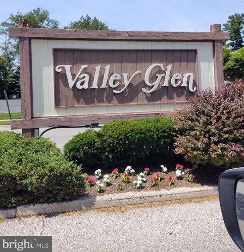 206 Glen Pl, Melrose Park, PA 19027-1703