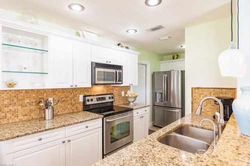 1165 Cherokee Ave, Lehigh Acres FL 33936-6804 exterior