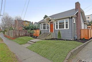 4211 College St, Seattle, WA 98116-2038