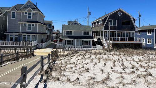 3466 Ocean Rd, Lavallette, NJ 08735-3235