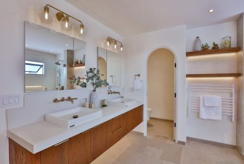 4215 Dawes St, San Diego CA  92109-4158 exterior