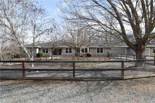 3618 Hendricks Rd, Lakeport, CA 95453-9414
