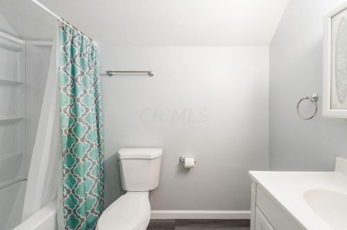 3549 Canter Ct, Darbydale OH  43123-2010 exterior