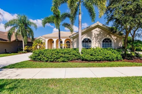 7103 Sugar Magnolia Cir, Naples, FL 34109-7833