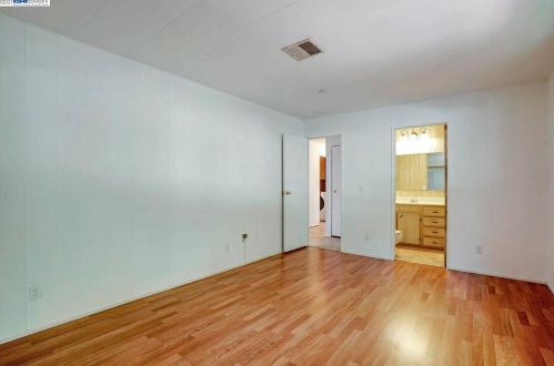 6901 Johnston Rd, Pleasanton CA  94588-9460 exterior