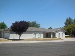 1536 Cherokee Ln, Safford, AZ 85546-3552