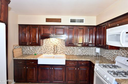411 Morondo Ave, Why, AZ 85321-2422