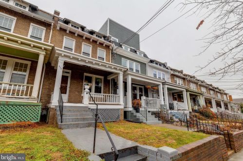 638 Franklin St, Washington, DC 20017-1318