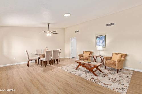 13122 Meeker Blvd, Sun City AZ 85375-3725 exterior