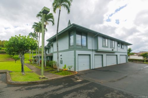 98-1713 Kaahumanu St, Aiea, HI