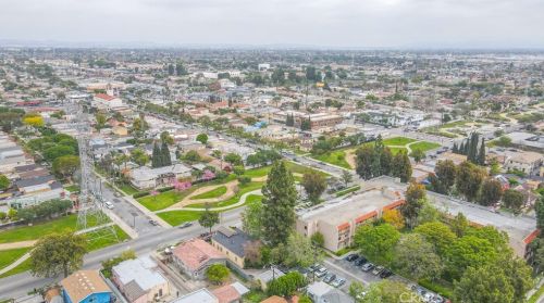 3117 Illinois Ave, South Gate CA 90280-4183 exterior