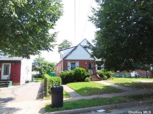168 Fairview Blvd, Hempstead NY  11550-2904 exterior