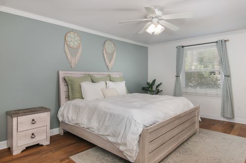 1404 School House Rd, Mount Pleasant SC  29464-3844 exterior