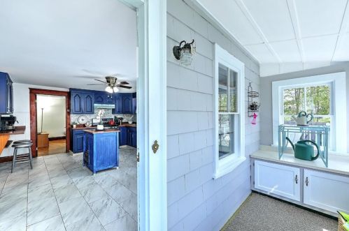 1990 New London Tpke, Coventry RI  02816-4404 exterior