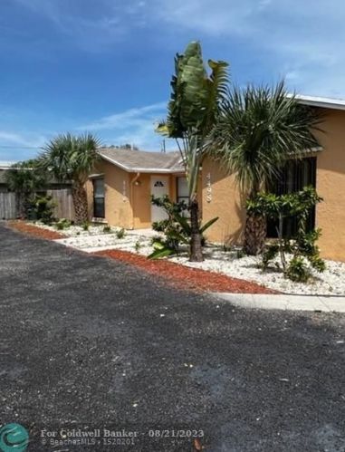 4498 2nd Ave, Boca Raton, FL 33431-4178
