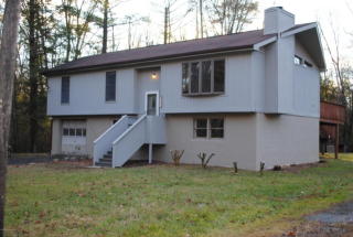 3057 Pleasant View Dr, Kunkletown, PA 18058-9356