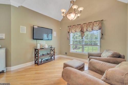 8 Sunny Ln, Andover NJ  07821-2122 exterior