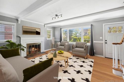 5 Van Buren Cir, Stamford CT  06906-2421 exterior