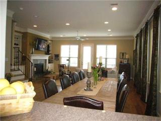 6844 Staffordshire St, Houston TX  77030-4108 exterior