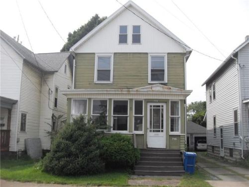 798 Market St, Meadville, PA 16335-3306