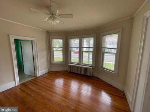 304 Governors Ave, Dover DE  19904-3006 exterior