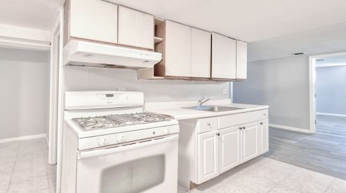 26 Elm St, Central Islip NY  11722-4145 exterior