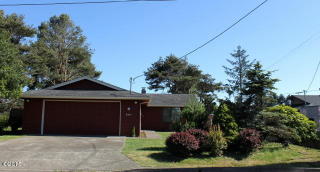 351 San Bayo Cir, Newport, OR 97365-2236