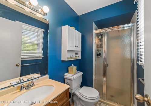 15 Sandburg Dr, Morganville NJ  07751-1428 exterior