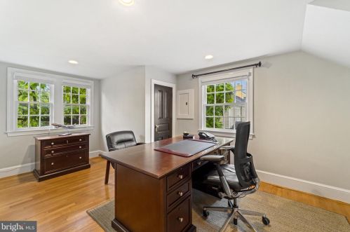 213 Loudoun St, Leesburg VA exterior