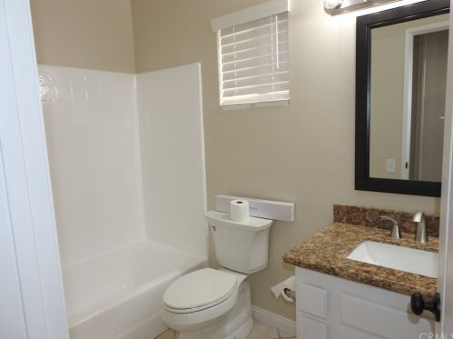 30498 Colina Verde St, Temecula CA 92592-5140 exterior