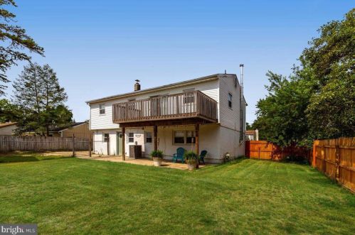 305 Shawnee Trl, Browns Mills NJ  08015-6119 exterior