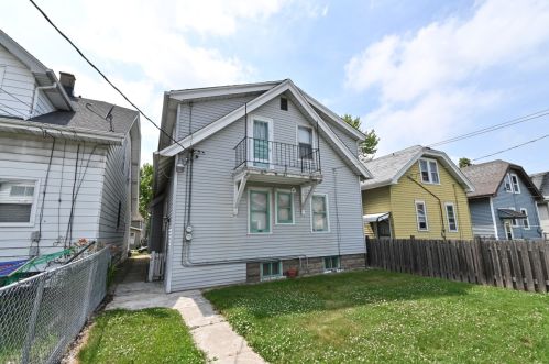 1312 73rd St, Milwaukee WI 53214-3133 exterior