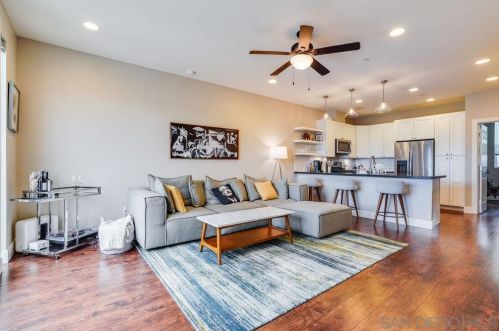 911 27 St, San Diego CA 92102-1013 exterior