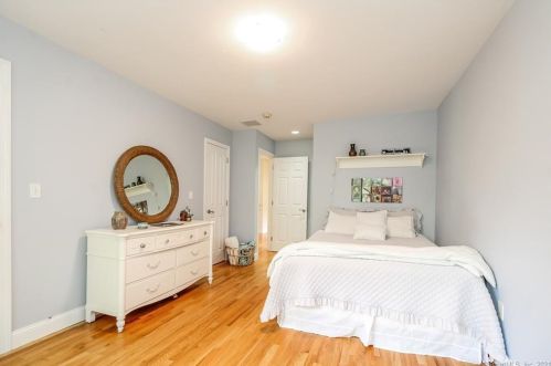 35 Roast Meat Hill Rd, Deep River CT  06419-1425 exterior