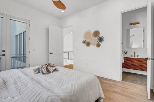 7627 22nd St, Phoenix AZ  85020-4706 exterior