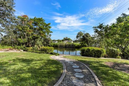 2325 25th Ter, Cape Coral, FL 33909-4502